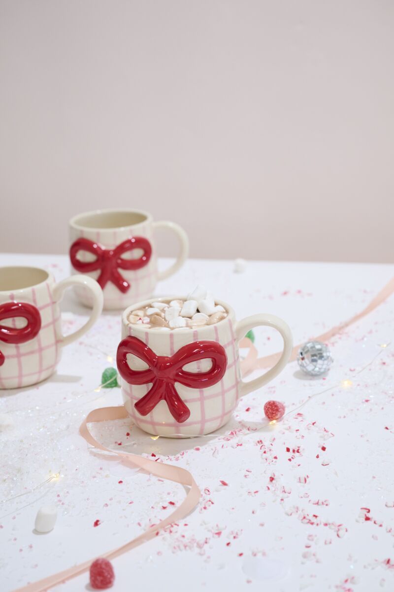 3.5" Red Bow Mug